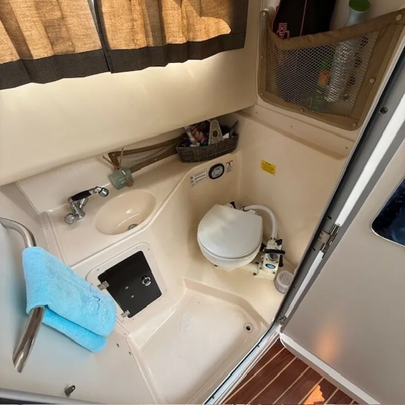 Slide: The Image of Grady-White 28 2006 - 6057774