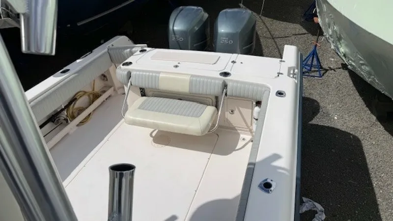 Slide: The Image of Grady-White 28 2006 - 6057773