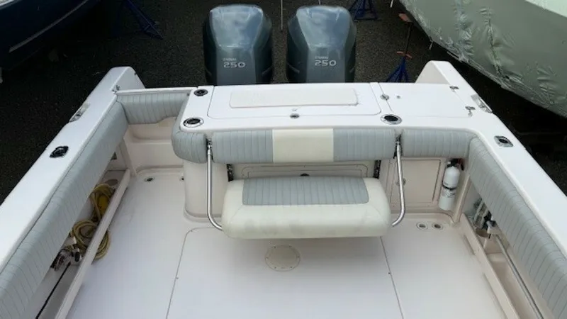 Slide: The Image of Grady-White 28 2006 - 6057770