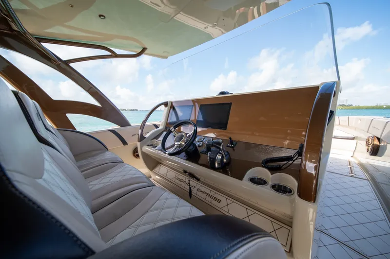 Slide: The Image of Midnight Express 43 2019 - 6058625