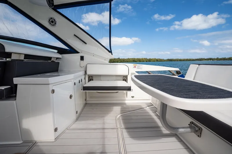 Slide: The Image of Monterey 378SE Super Express 2021 - 6059226