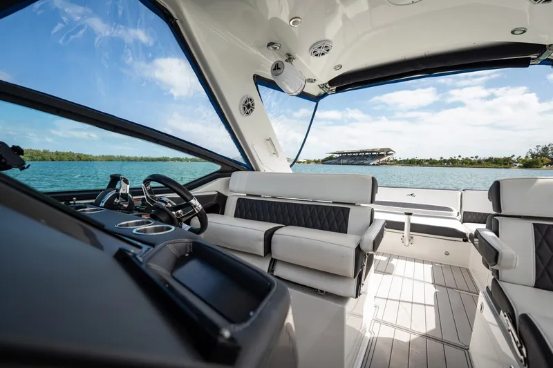 Slide: The Image of Monterey 378SE Super Express 2021 - 6059228