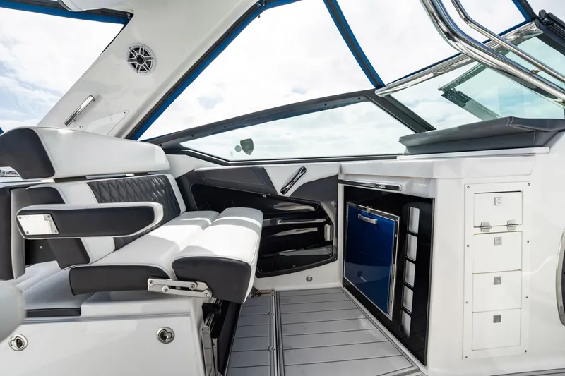 Slide: The Image of Monterey 378SE Super Express 2021 - 6059234