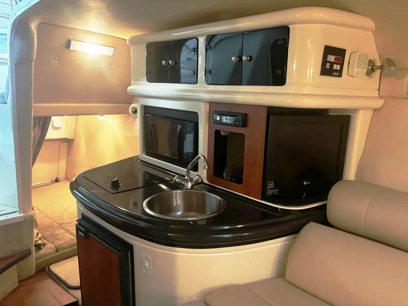 Slide: The Image of Monterey 250 Cruisers 2008 - 6059887