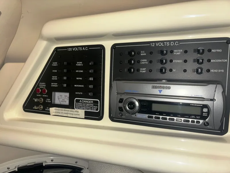 Slide: The Image of Monterey 250 Cruisers 2008 - 6059892