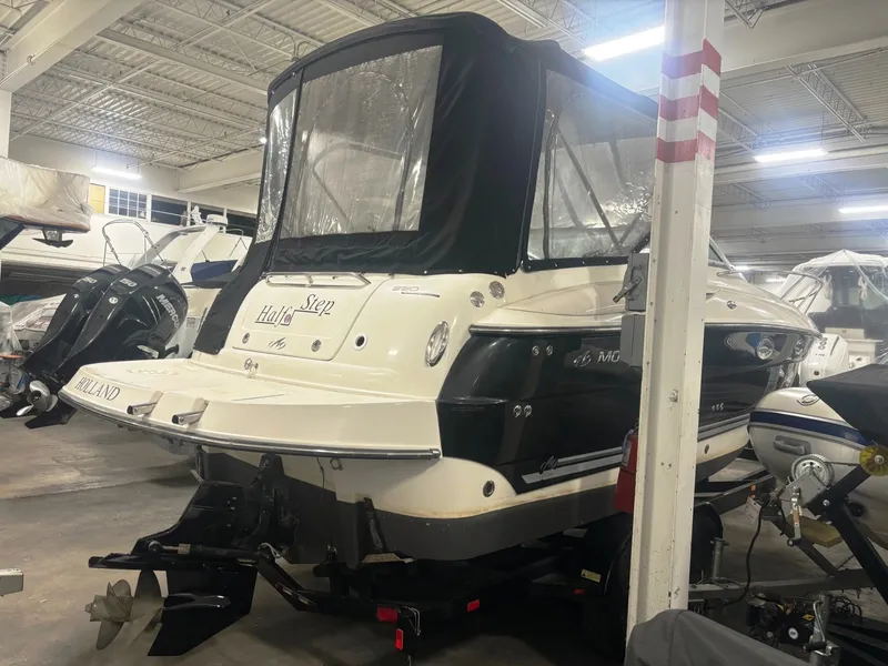 Slide: The Image of Monterey 250 Cruisers 2008 - 6059842