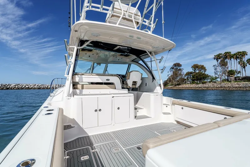 Slide: The Image of 2018 38 Pursuit Off Shore - Tag Team - 6062870