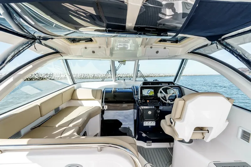 Slide: The Image of 2018 38 Pursuit Off Shore - Tag Team - 6062878