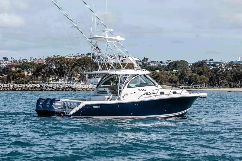 Slide: The Image of 2018 38 Pursuit Off Shore - Tag Team - 6062859