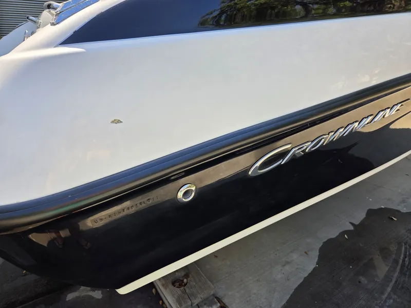 Slide: The Image of Crownline Boats 18 SS 2011 - 6061262