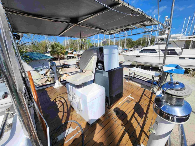 Slide: The Image of Bruce Roberts Custom Bruce Roberts 392 2000 - 6061296