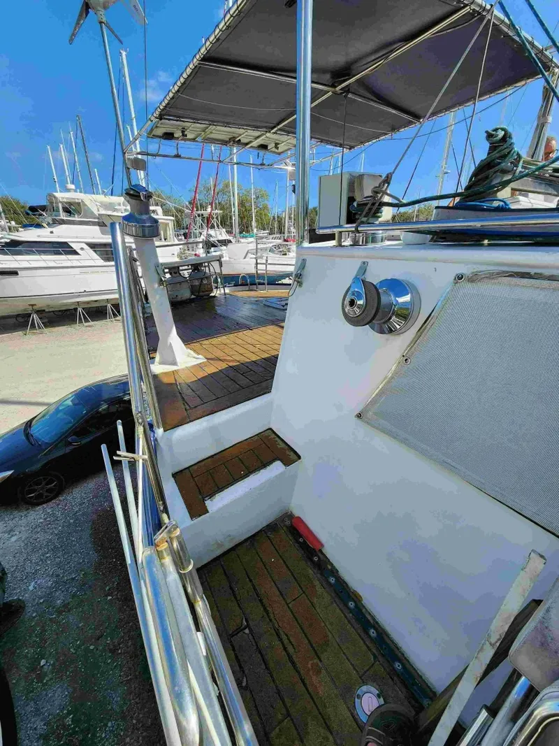 Slide: The Image of Bruce Roberts Custom Bruce Roberts 392 2000 - 6061294