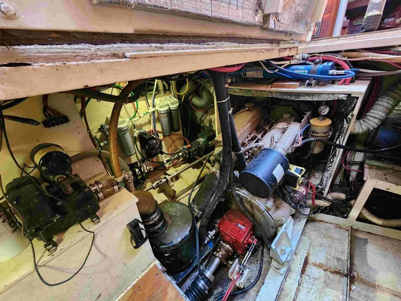 Slide: The Image of Bruce Roberts Custom Bruce Roberts 392 2000 - 6061304