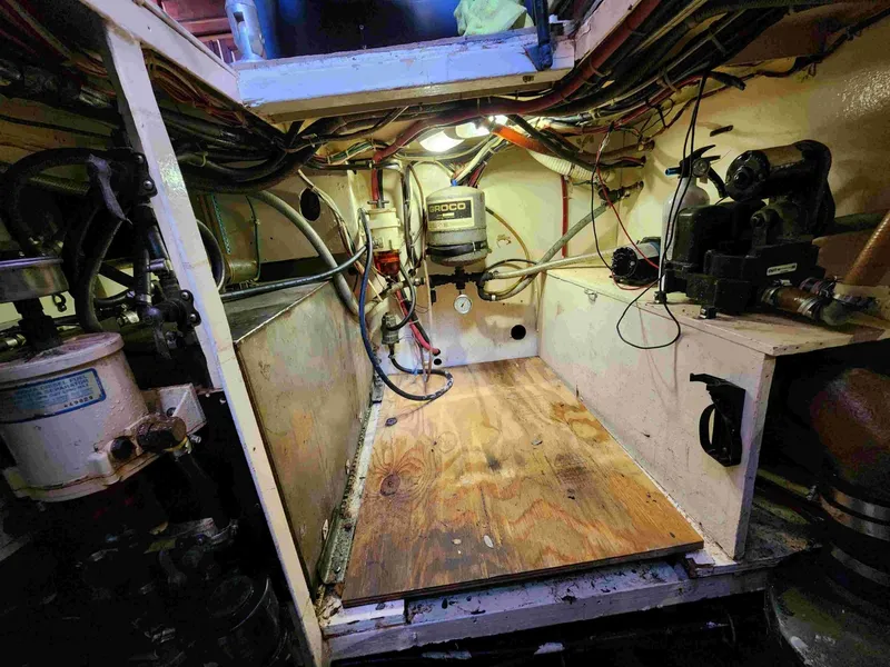 Slide: The Image of Bruce Roberts Custom Bruce Roberts 392 2000 - 6061305