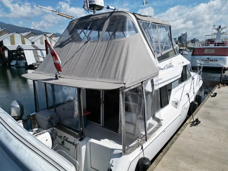 Slide: The Image of Carver Yachts 370 Voyager 1996 - 6061331