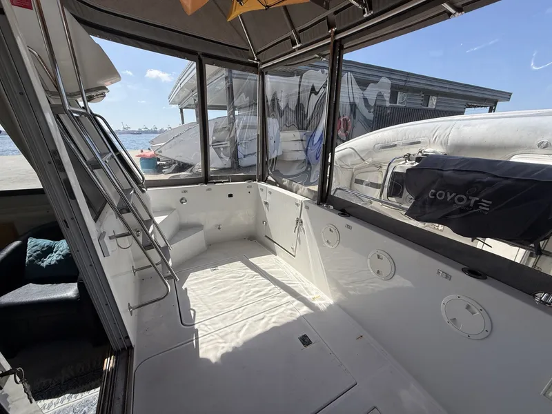 Slide: The Image of Carver Yachts 370 Voyager 1996 - 6061338