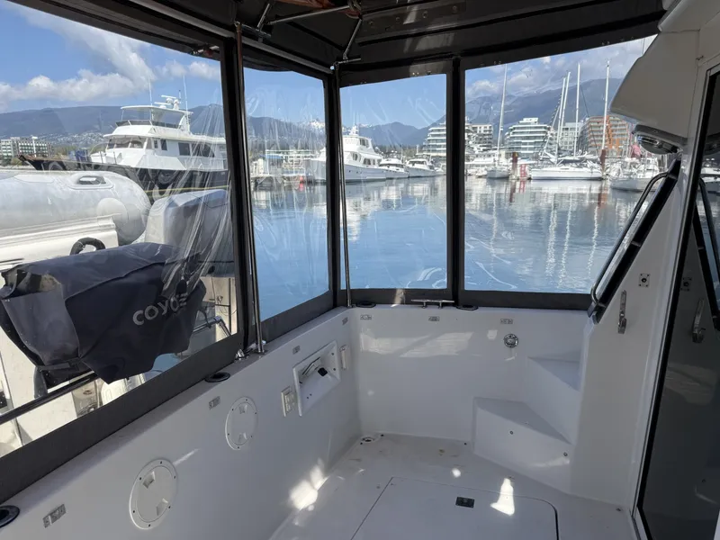 Slide: The Image of Carver Yachts 370 Voyager 1996 - 6061340