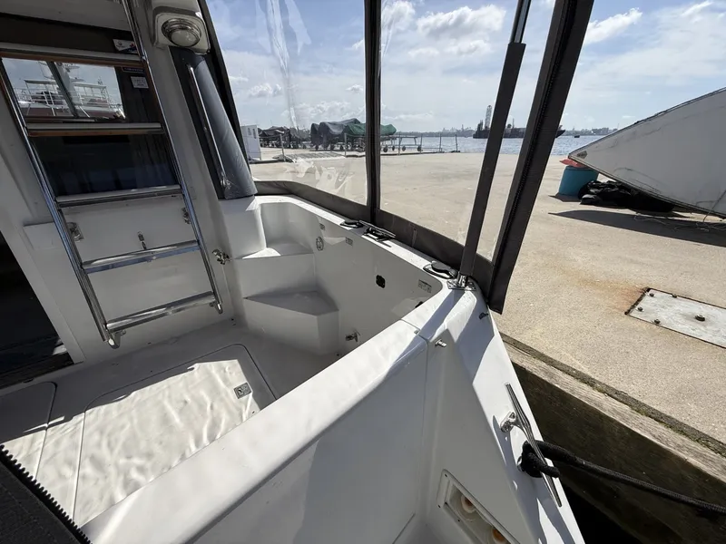 Slide: The Image of Carver Yachts 370 Voyager 1996 - 6061342