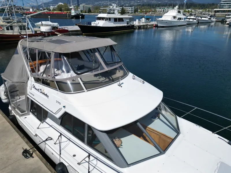 Slide: The Image of Carver Yachts 370 Voyager 1996 - 6061328