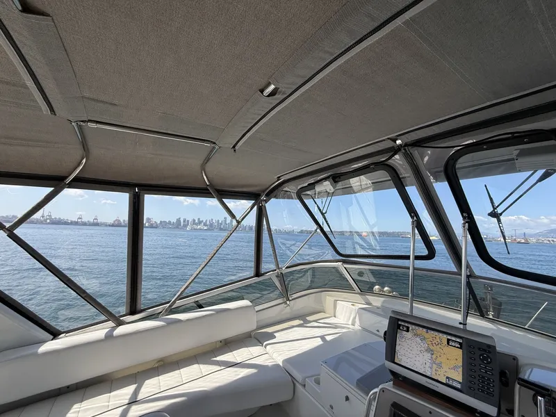 Slide: The Image of Carver Yachts 370 Voyager 1996 - 6061352