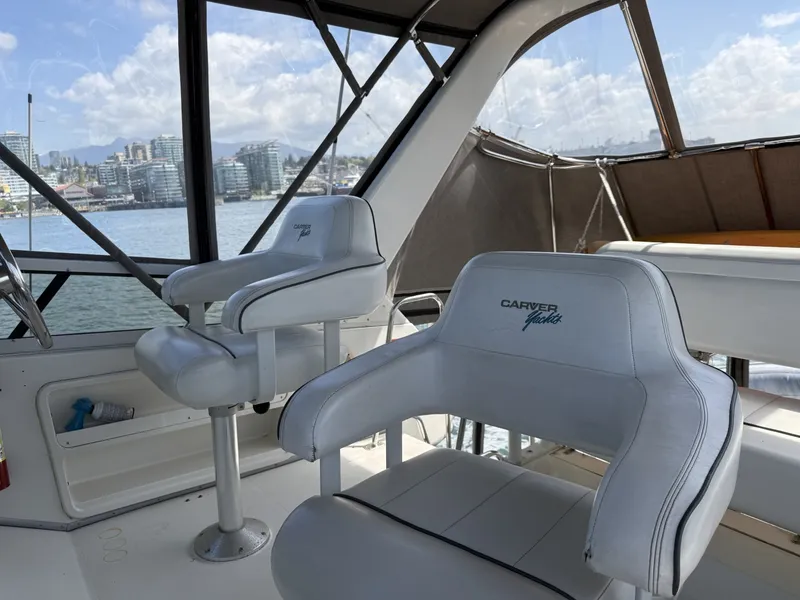 Slide: The Image of Carver Yachts 370 Voyager 1996 - 6061357