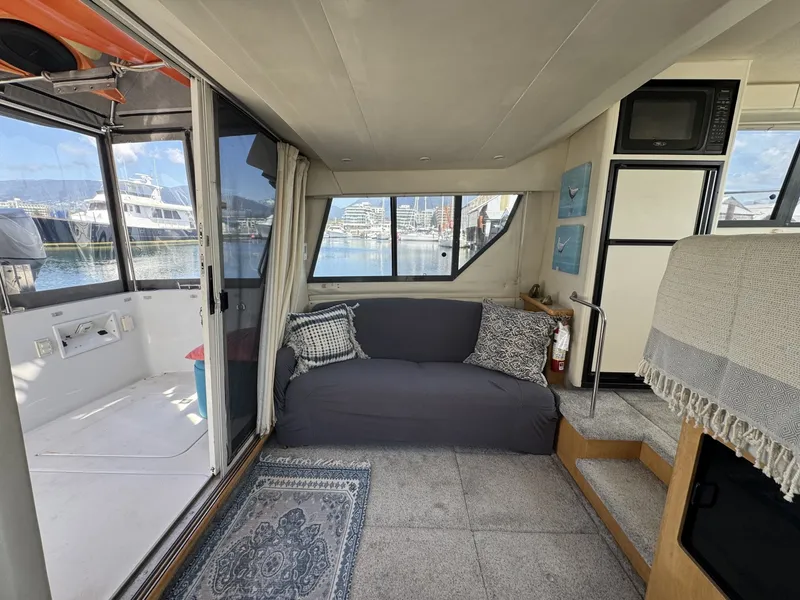 Slide: The Image of Carver Yachts 370 Voyager 1996 - 6061388