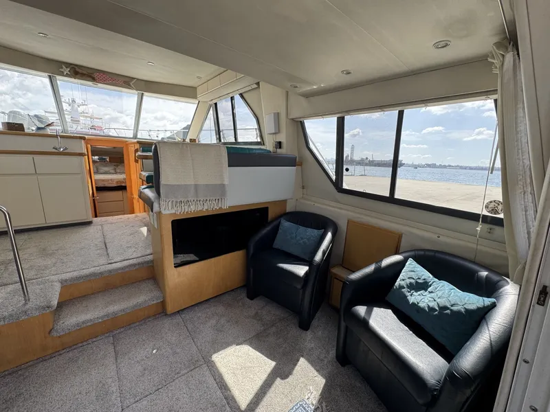 Slide: The Image of Carver Yachts 370 Voyager 1996 - 6061392