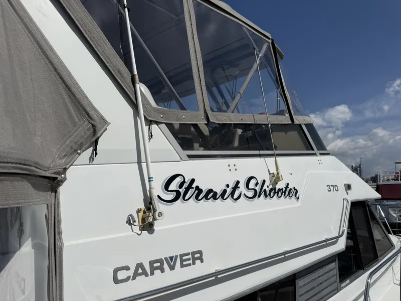 Slide: The Image of Carver Yachts 370 Voyager 1996 - 6061315