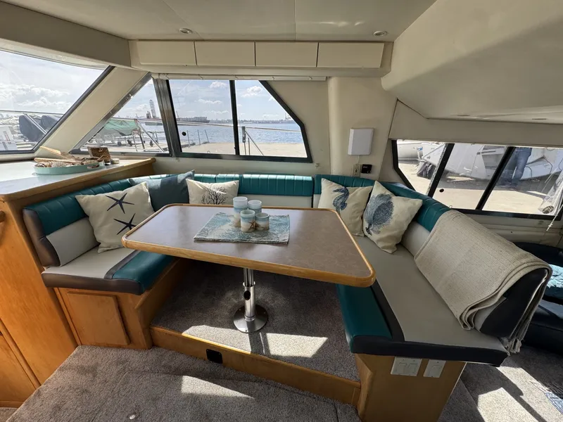 Slide: The Image of Carver Yachts 370 Voyager 1996 - 6061386