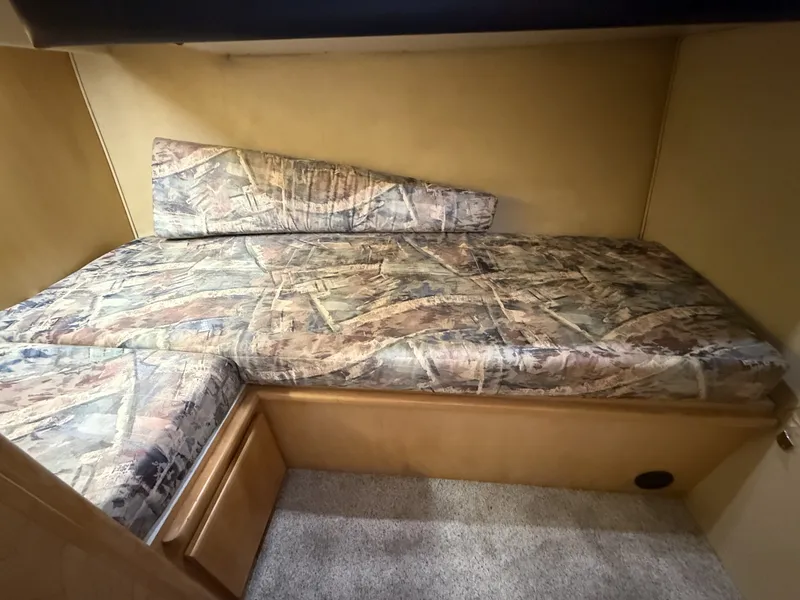 Slide: The Image of Carver Yachts 370 Voyager 1996 - 6067966