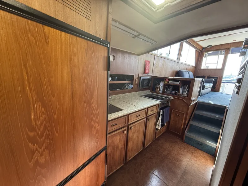 Slide: The Image of Uniflite 42 1981 - 6061616