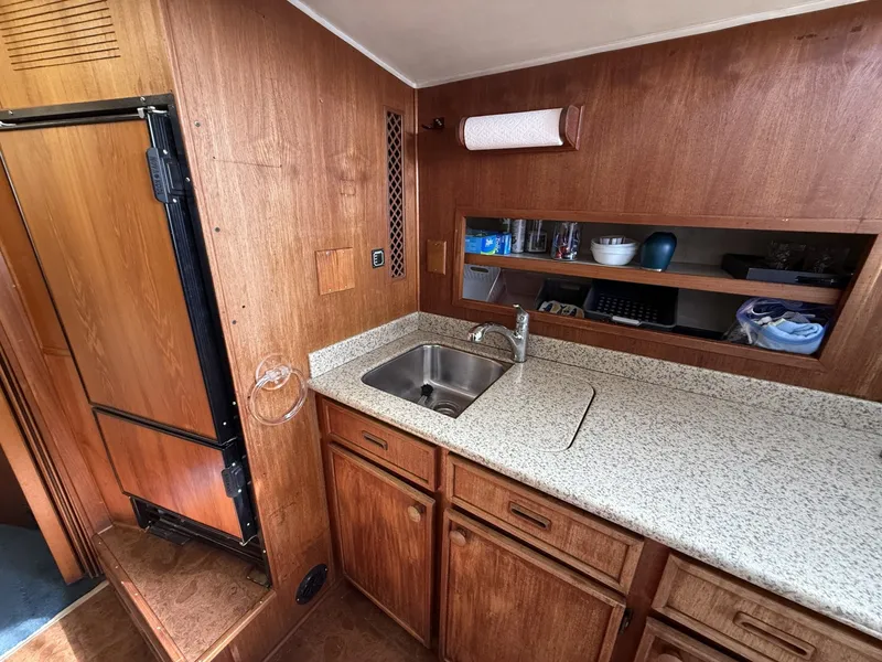 Slide: The Image of Uniflite 42 1981 - 6061614