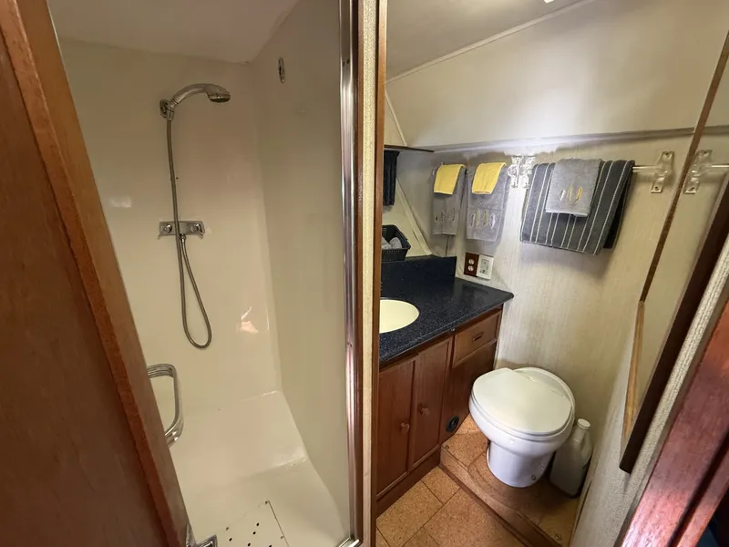 Slide: The Image of Uniflite 42 1981 - 6061612