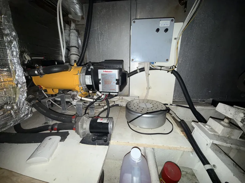 Slide: The Image of Uniflite 42 1981 - 6061630