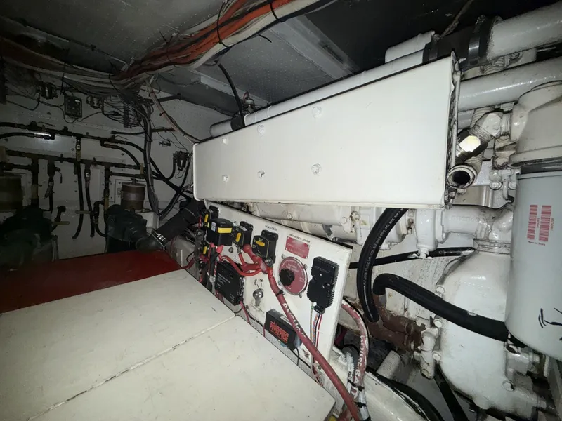 Slide: The Image of Uniflite 42 1981 - 6061631