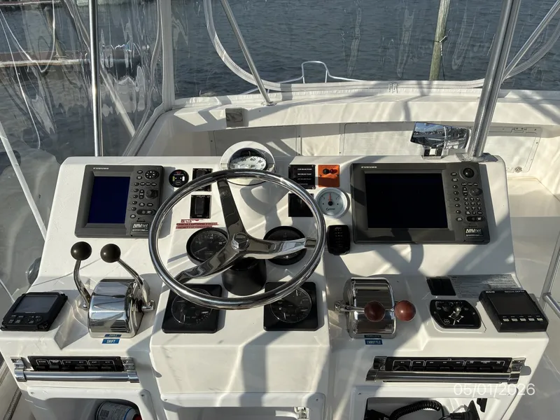 Slide: The Image of 34' Luhrs Flybridge - 6086379