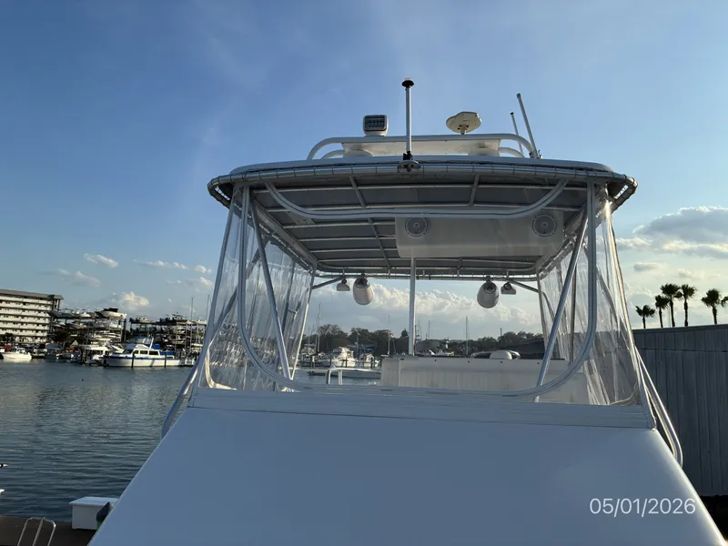 Slide: The Image of 34' Luhrs Flybridge - 6086380