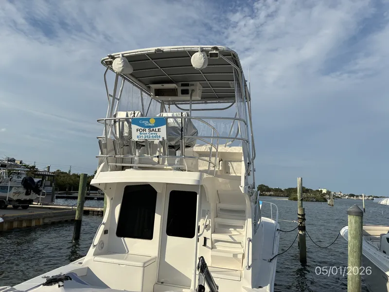 Slide: The Image of 34' Luhrs Aft - 6086213
