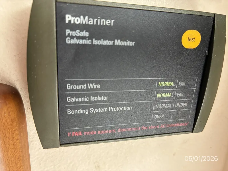 Slide: The Image of 34' Luhrs Galvanic Isolator Monitor - 6086415
