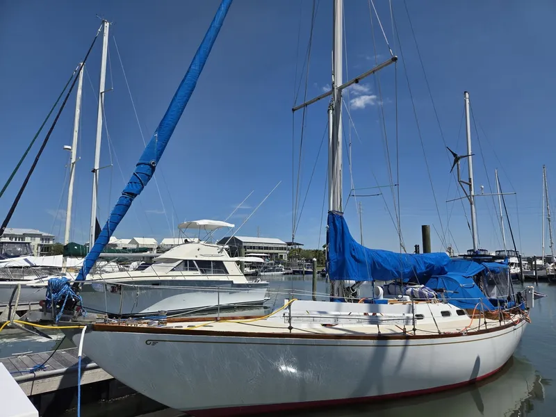 Slide: The Image of Hinckley Yachts Bermuda 40 1961 - 6074386