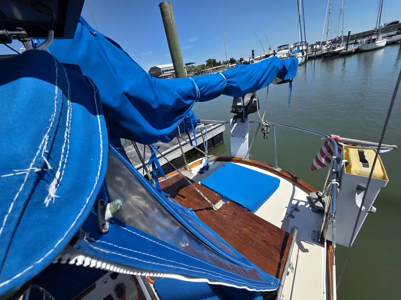 Slide: The Image of Hinckley Yachts Bermuda 40 1961 - 6074435