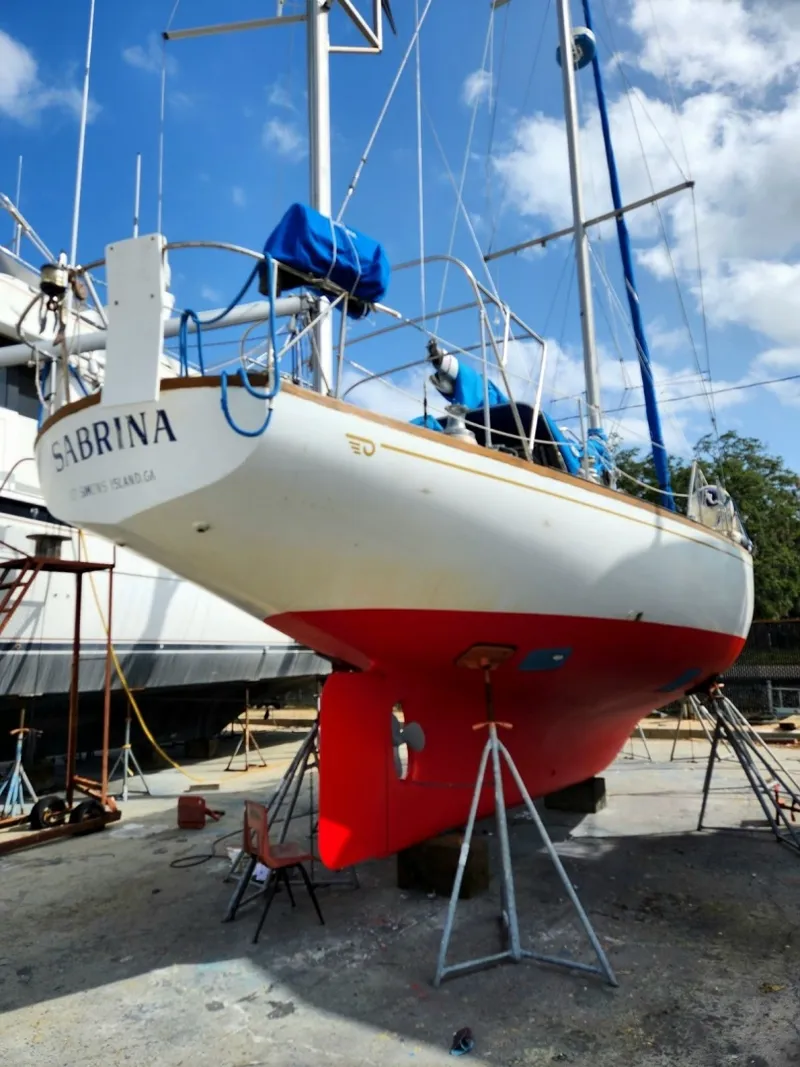 Slide: The Image of Hinckley Yachts Bermuda 40 1961 - 6074525