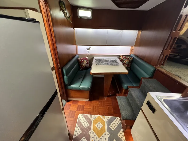 Slide: The Image of Gulfstar 48 Aft Cabin 1982 - 6089378