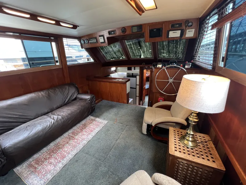 Slide: The Image of Gulfstar 48 Aft Cabin 1982 - 6089457
