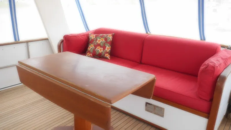Slide: The Image of Gulfstar 48 Aft Cabin 1982 - 6089521