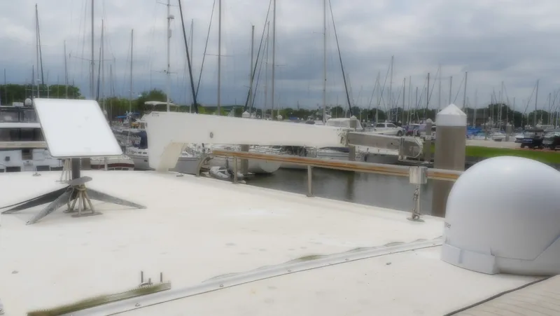 Slide: The Image of Gulfstar 48 Aft Cabin 1982 - 6089524