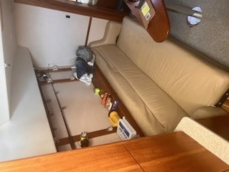 Slide: The Image of Convertible Settee - 6062073