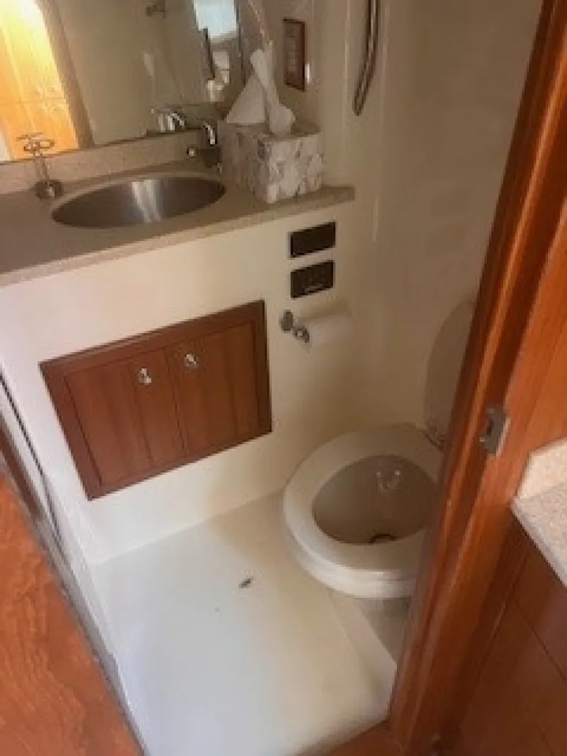 Slide: The Image of Head W Shower - 6062081