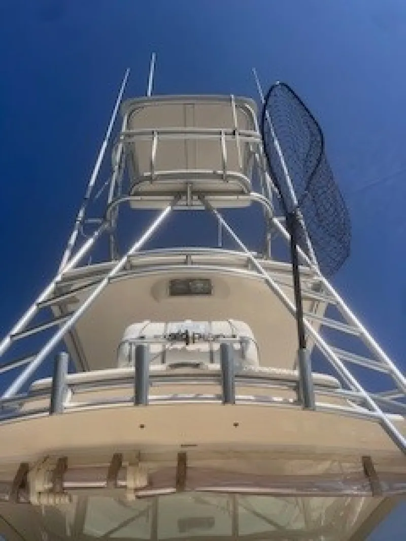 Slide: The Image of BLUE PURSUIT Underway Transom - 6062129
