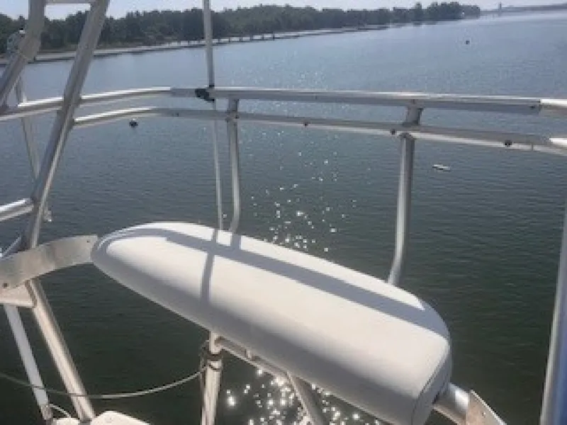 Slide: The Image of Upper Helm Seating - 6062053